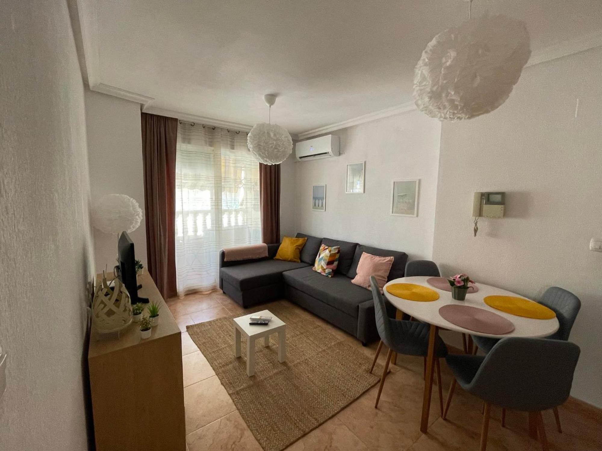 Charming Apartment 500M To Cura Beach 또레비에하 외부 사진