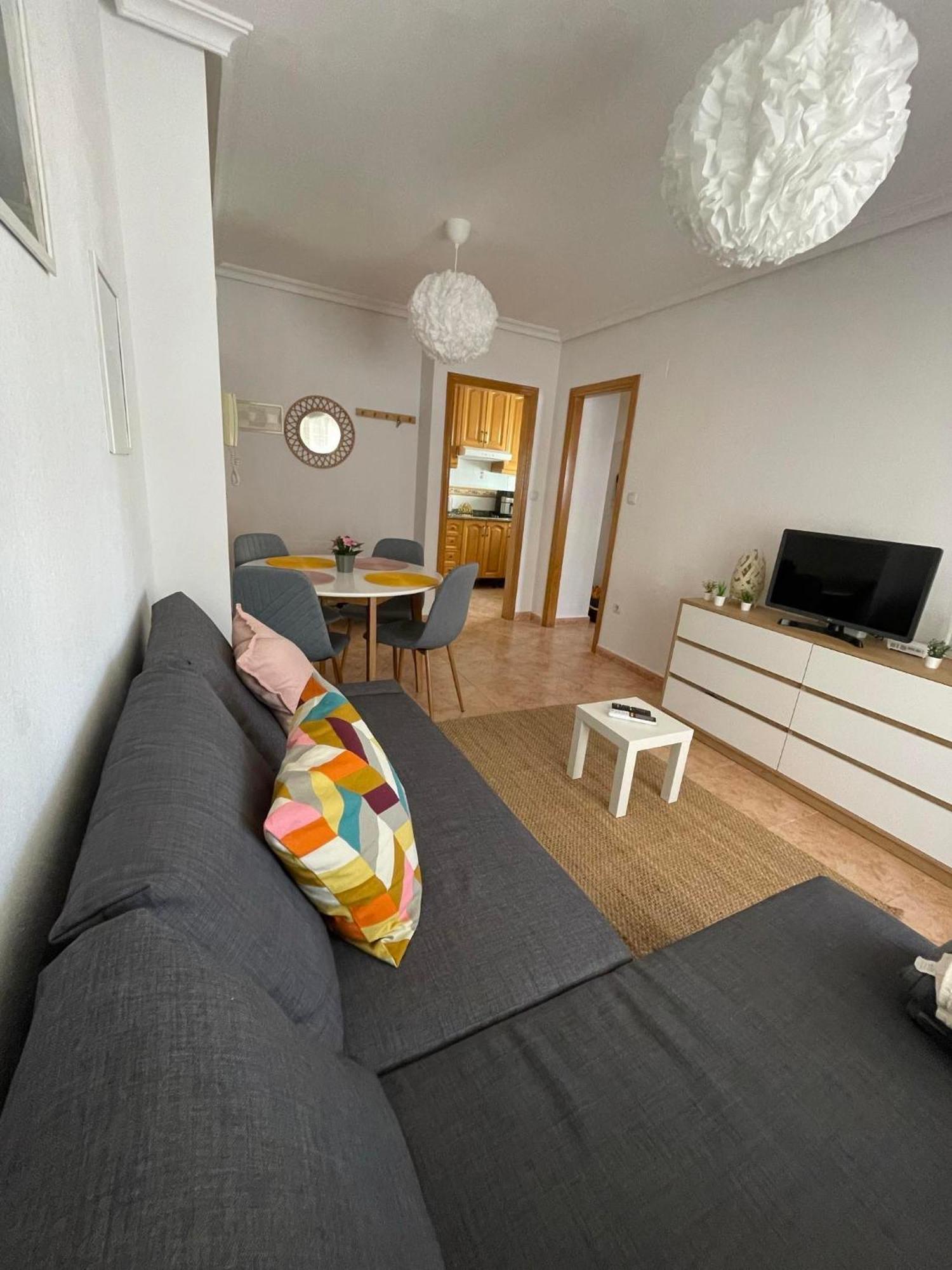 Charming Apartment 500M To Cura Beach 또레비에하 외부 사진